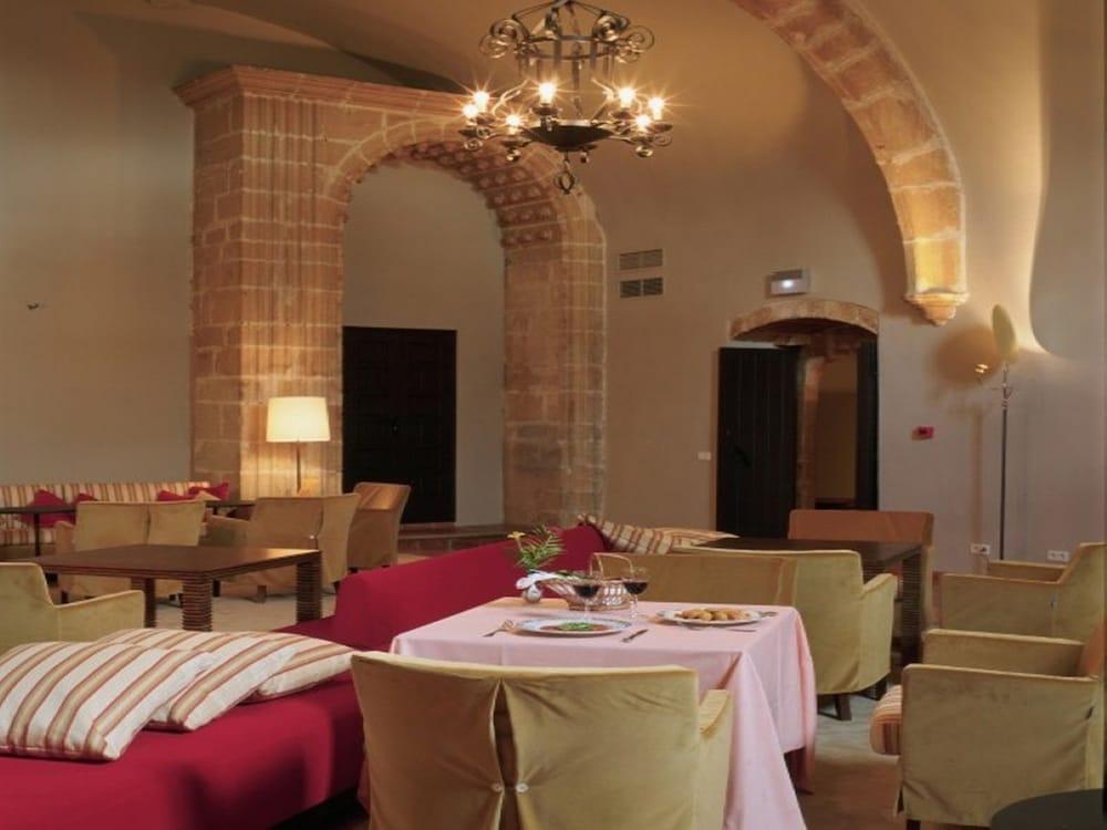 Parador De Trujillo Dış mekan fotoğraf